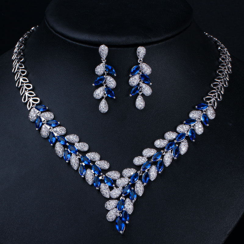 Eva Necklace Earrings Set